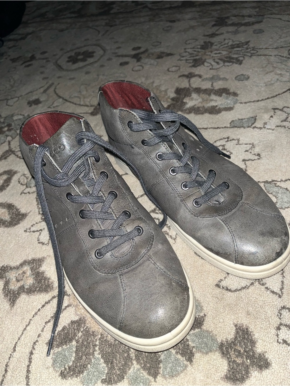 Eccolo Gray Leather Low-Top Sneakers with Cream Sole